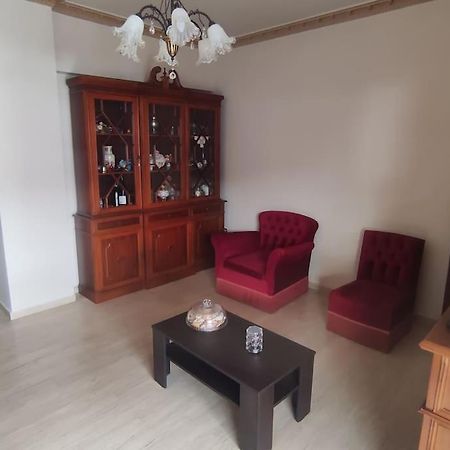 Sq Varnava Appartment Athén Kültér fotó