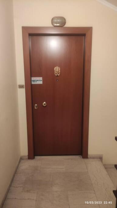 Sq Varnava Appartment Athén Kültér fotó