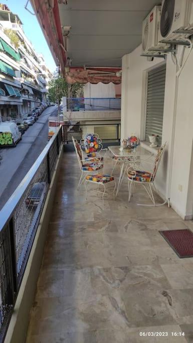 Sq Varnava Appartment Athén Kültér fotó