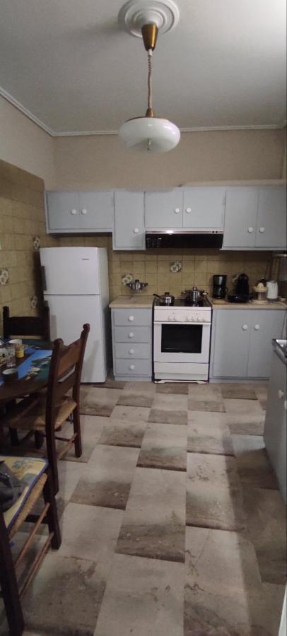 Sq Varnava Appartment Athén Kültér fotó