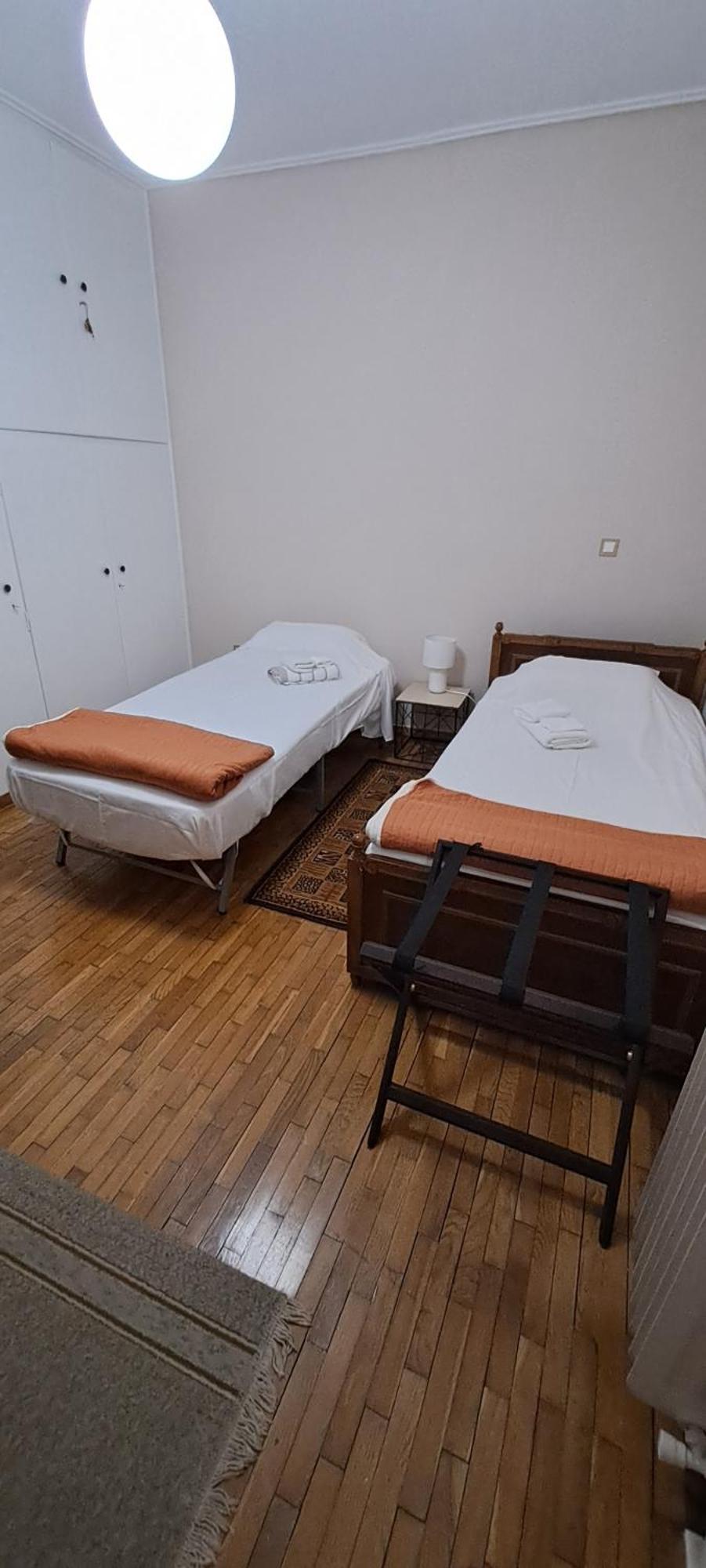 Sq Varnava Appartment Athén Kültér fotó